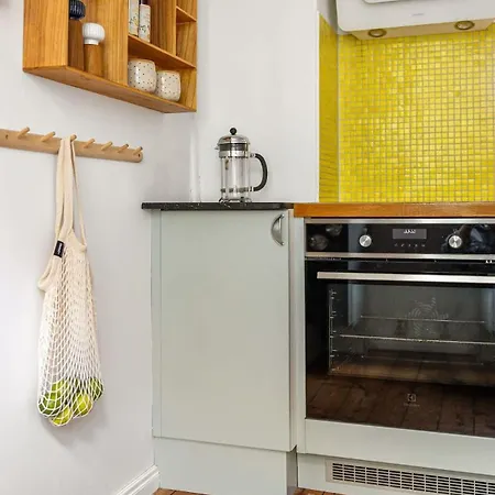 Dinbnb Homes L 100 Meters From Floybanen L A Rare Experience Μπέργκεν